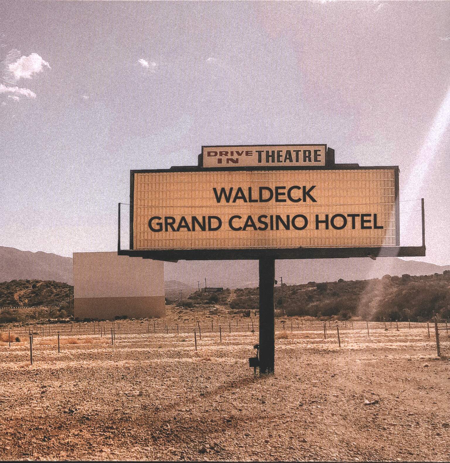 Waldeck: Grand Casino Hotel, LP (Vinyl)