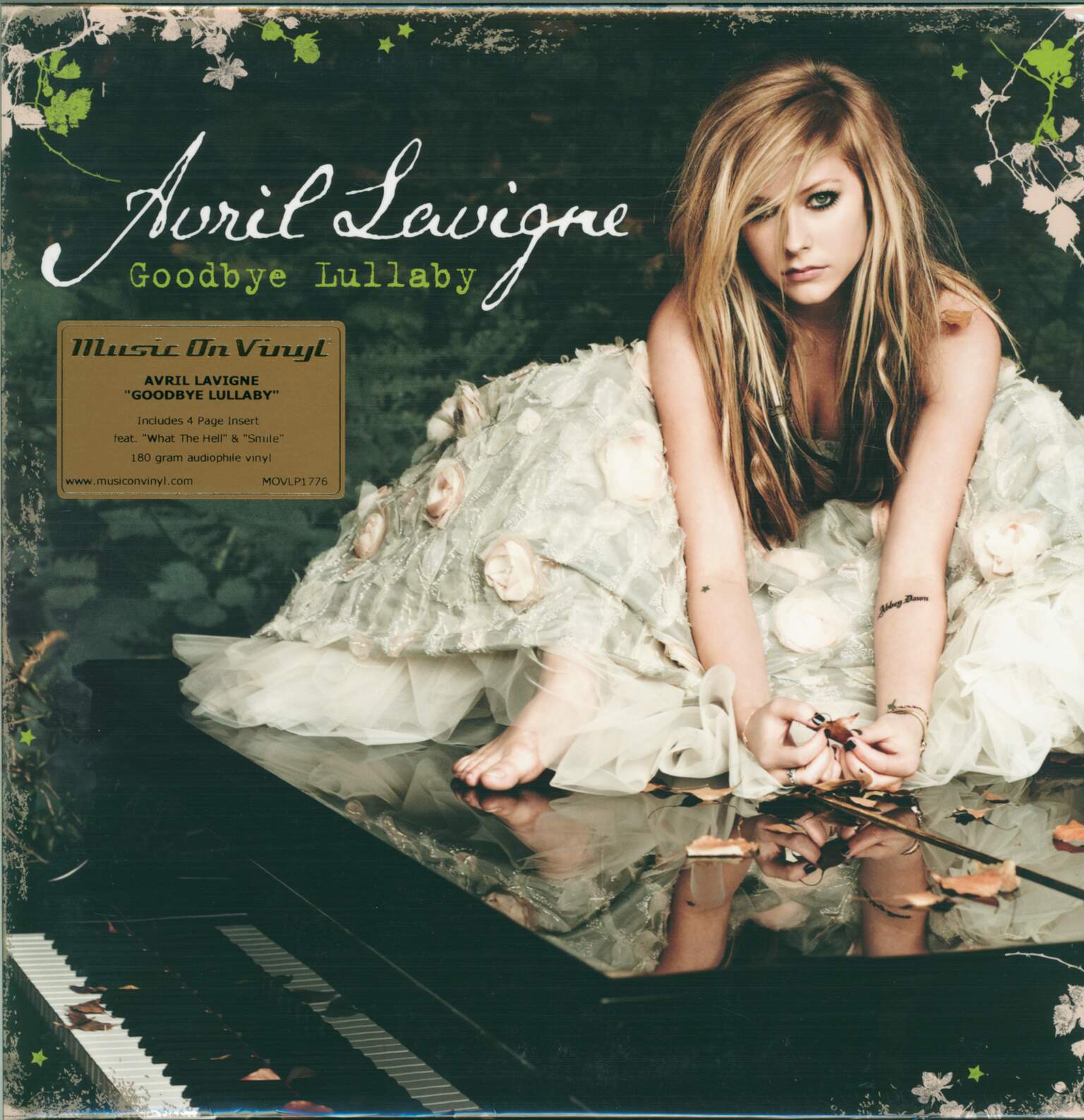Avril Lavigne: Goodbye Lullaby
